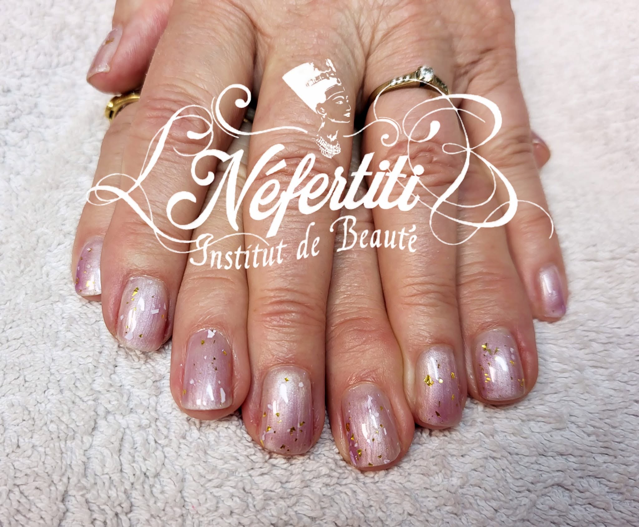 Photo de la catégorie BEAUTE DES MAINS