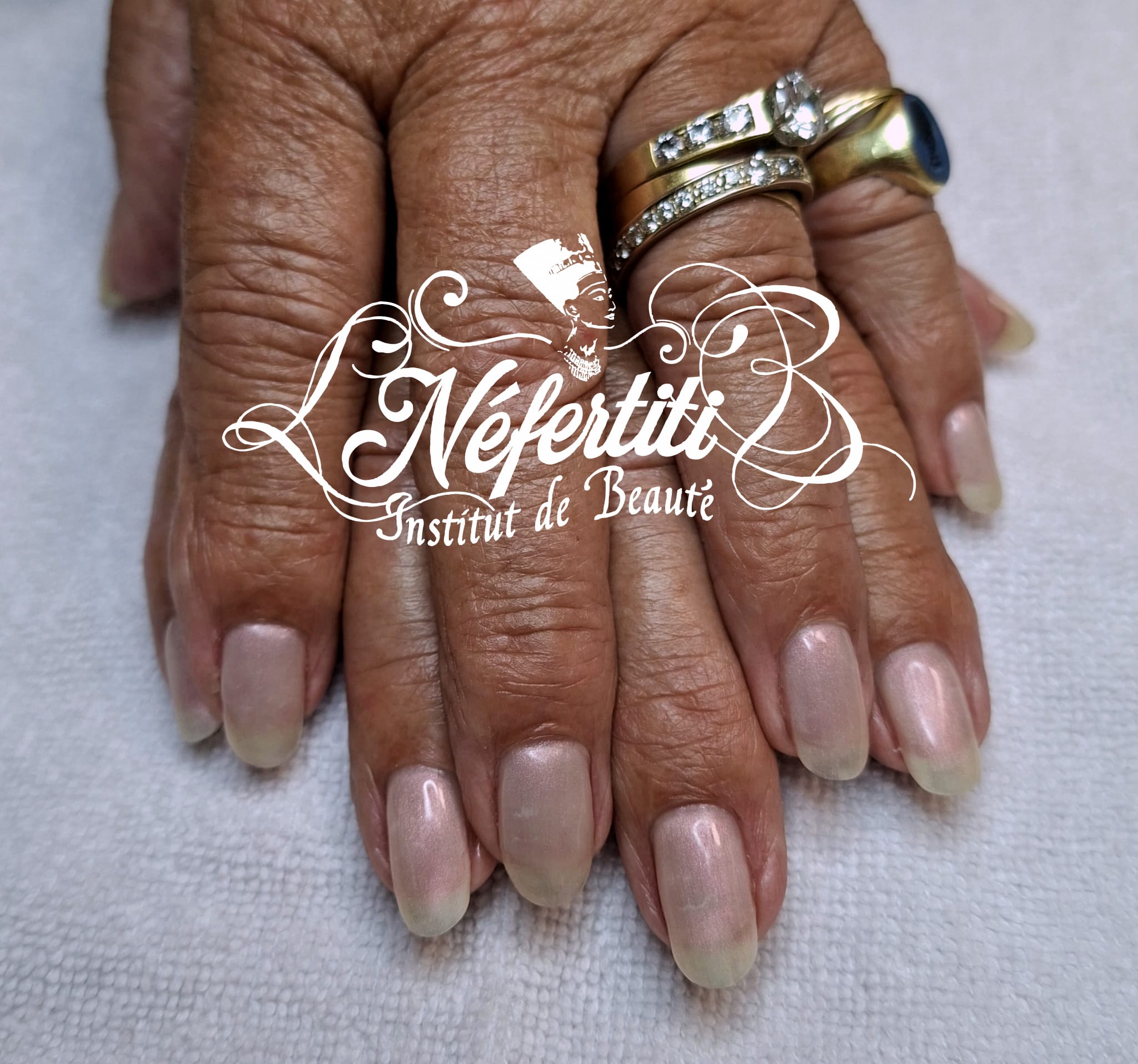 Photo de la catégorie BEAUTE DES MAINS